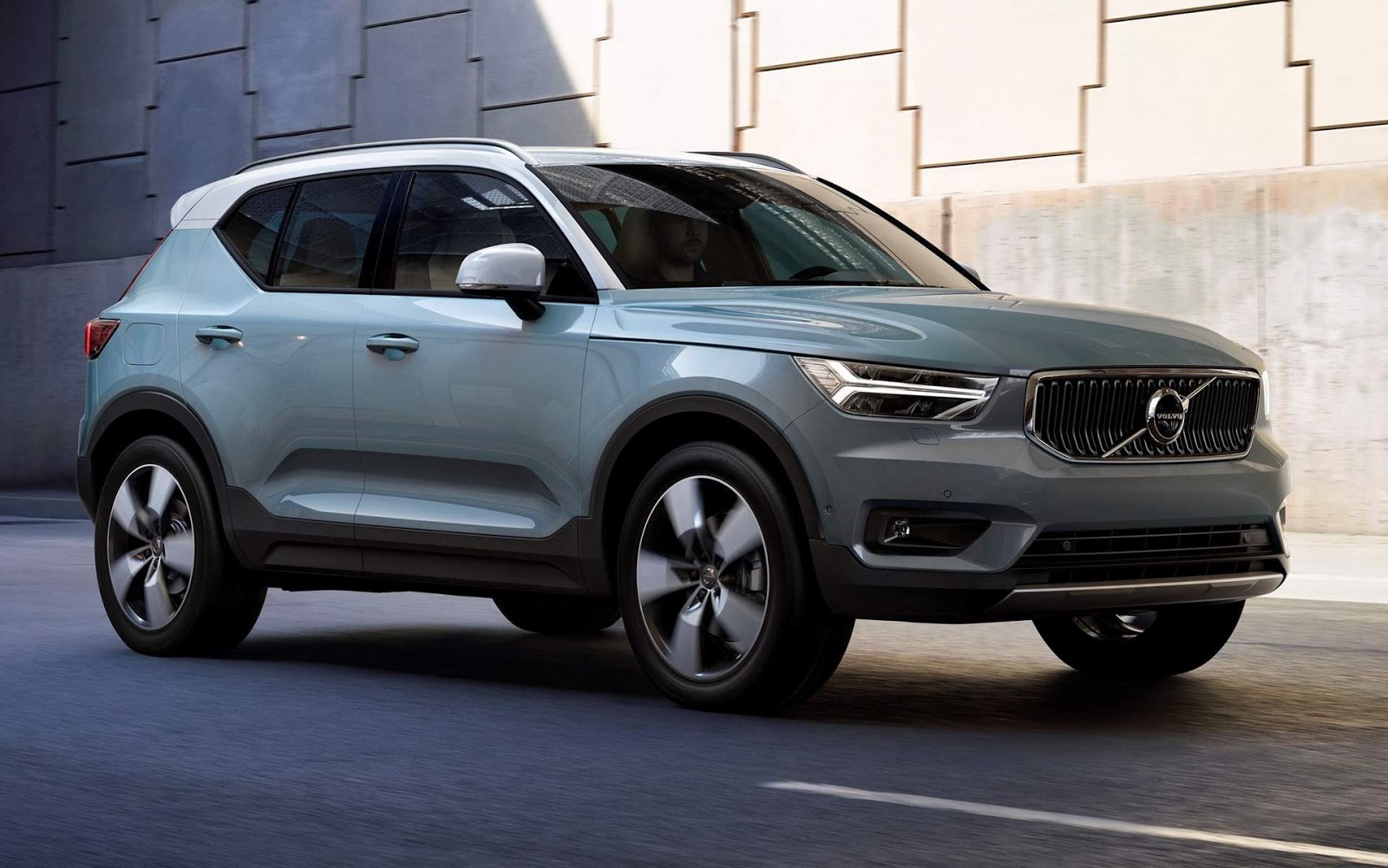 volvo xc40