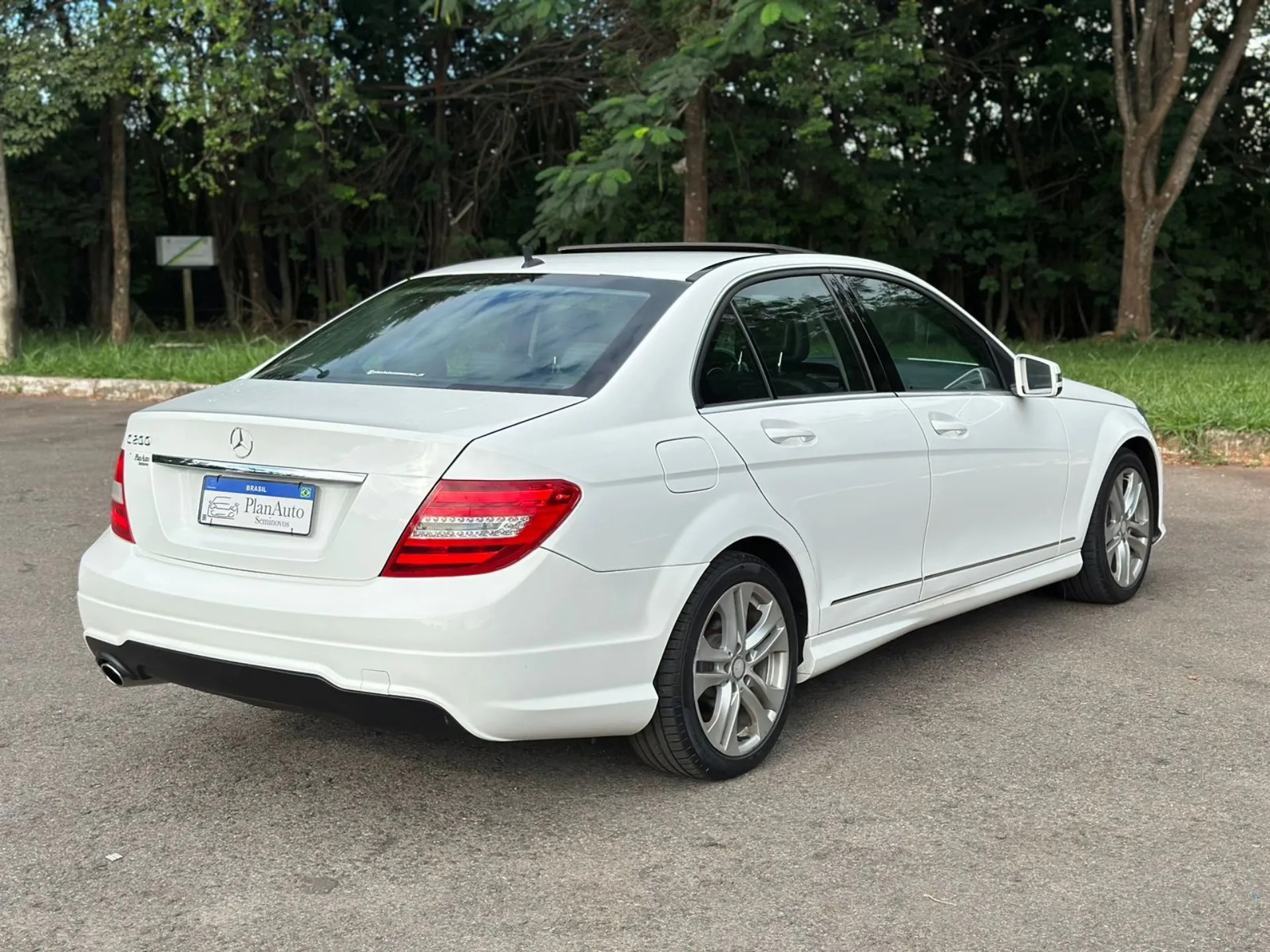 preço mercdes benz c200