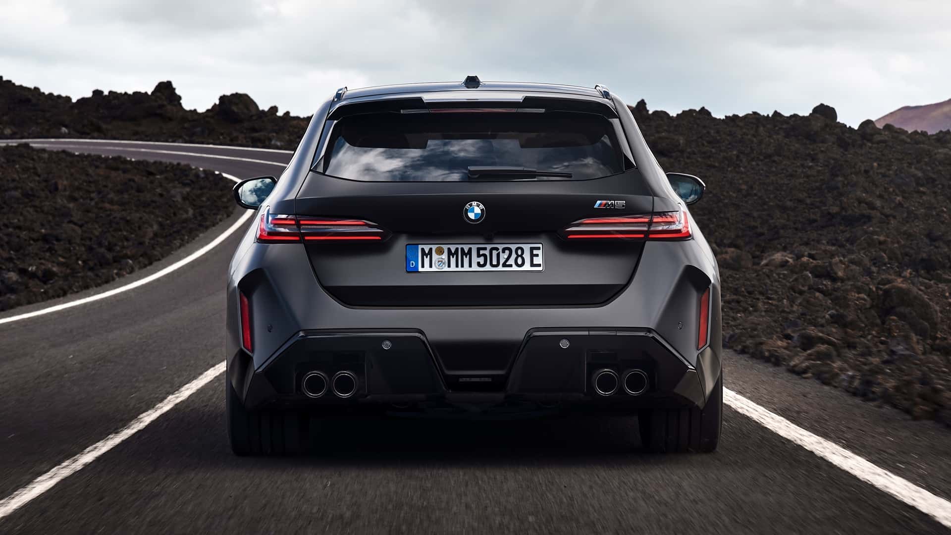 bmw m5 touring 2025