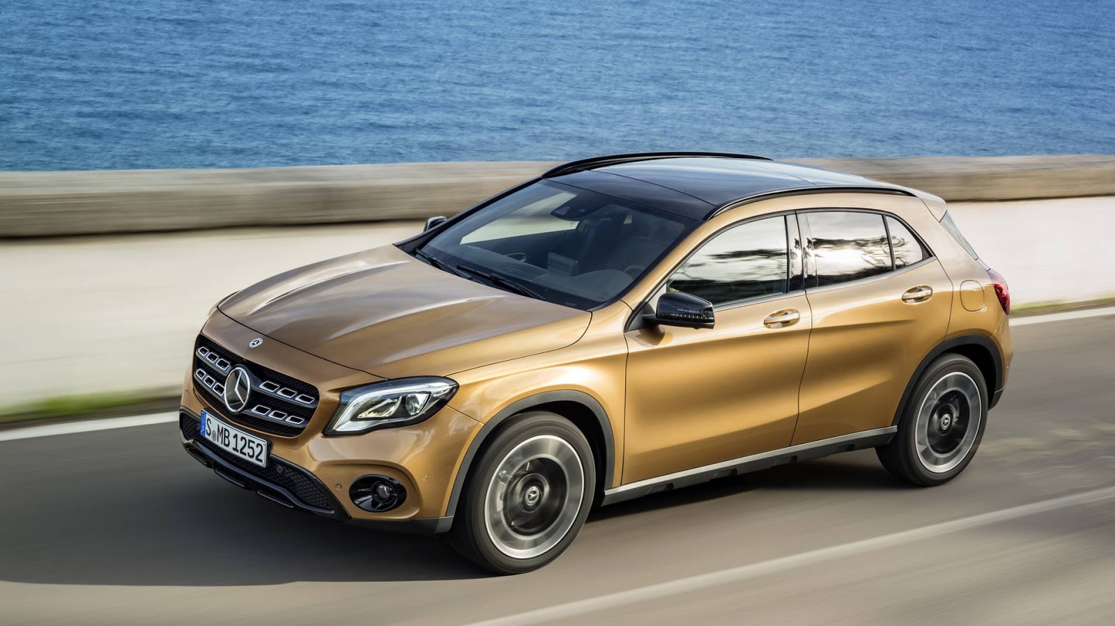 mercedes-benz gla 200