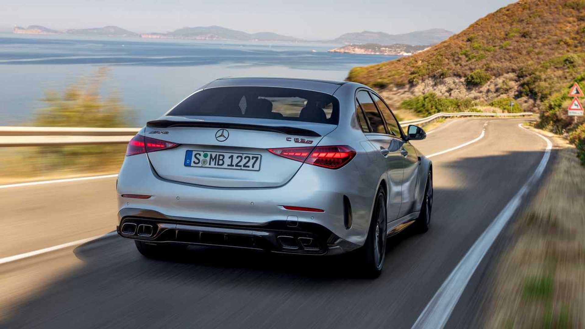 Mercedes AMG C63