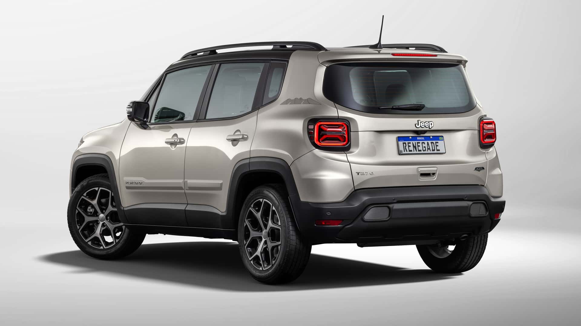 jeep renegade sahara 2025