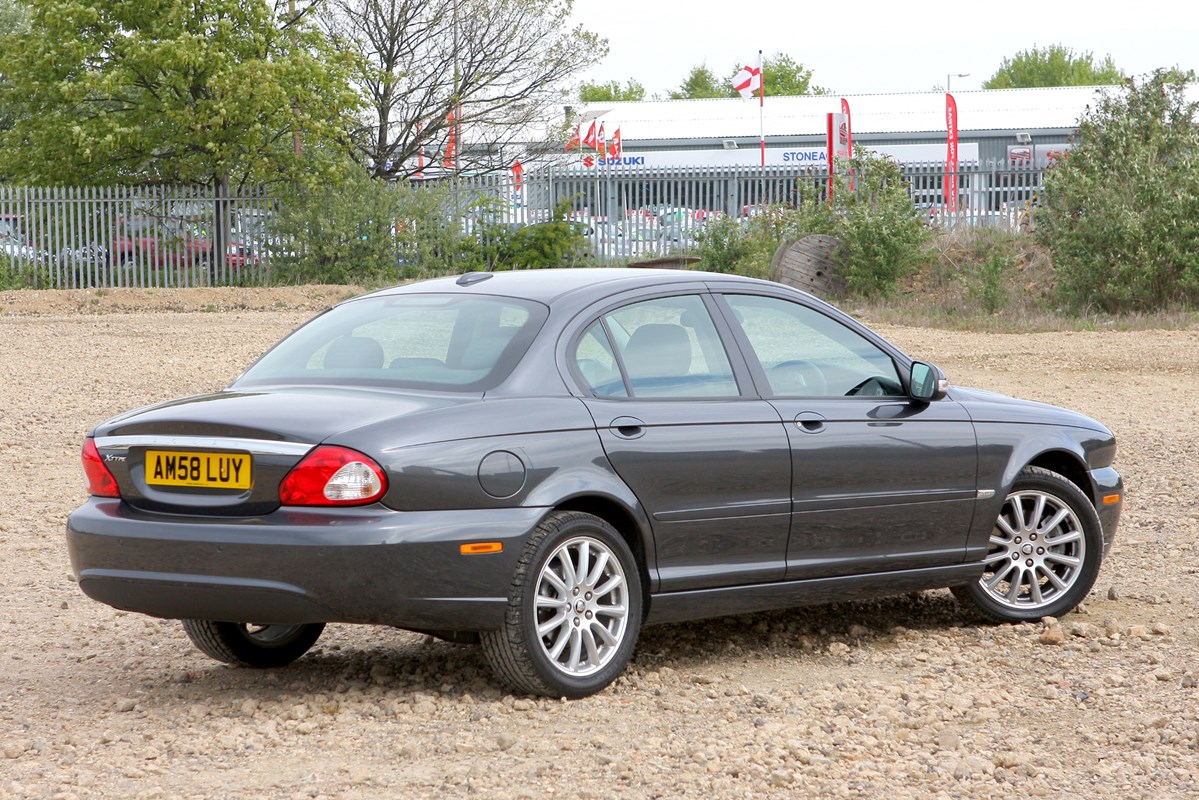 jaguar x type preço