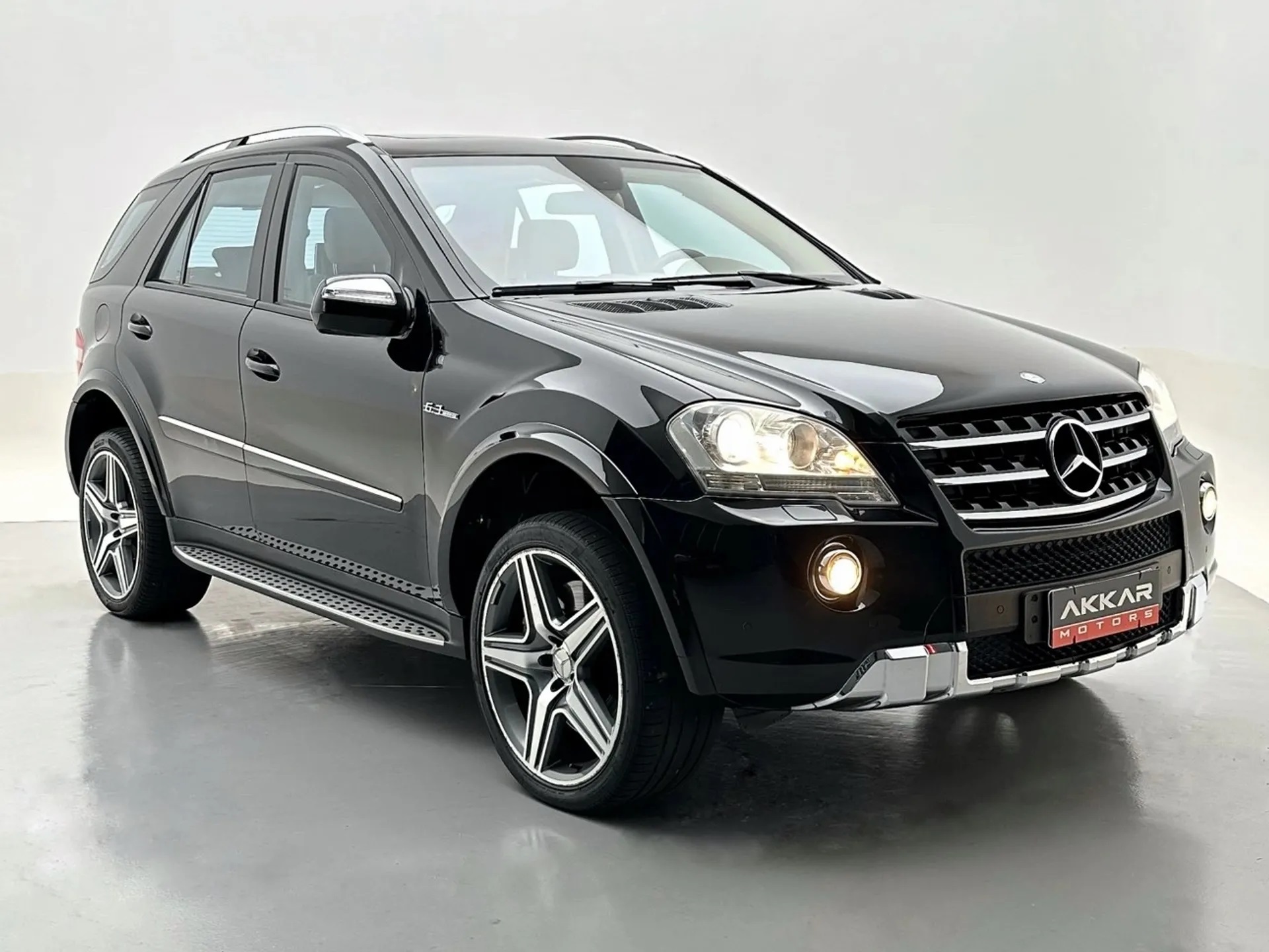 Mercedes Benz ML63 AMG